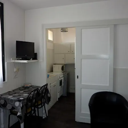 아파트호텔 Hotel-residence Le Grillon