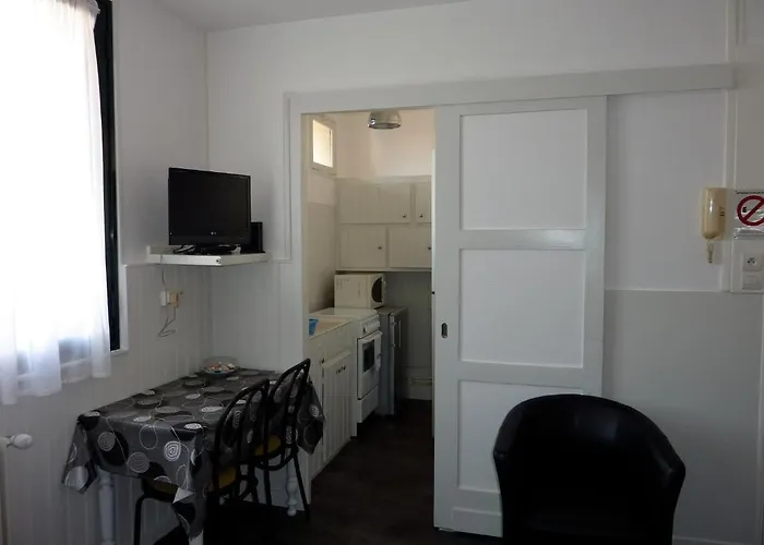 Apart Otel Hotel-residence Le Grillon