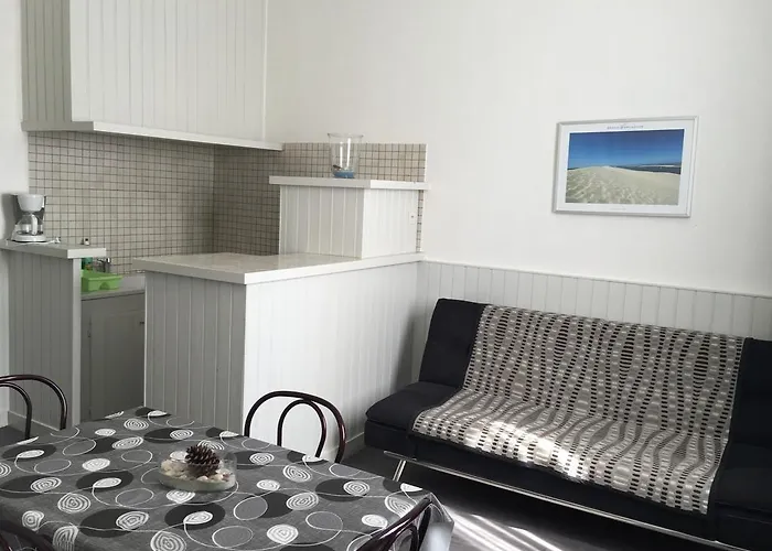 Hotel-residence Le Grillon Lägenhetshotell Arcachon