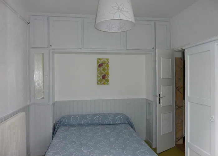 Hotel-residence Le Grillon 2* Arcachon